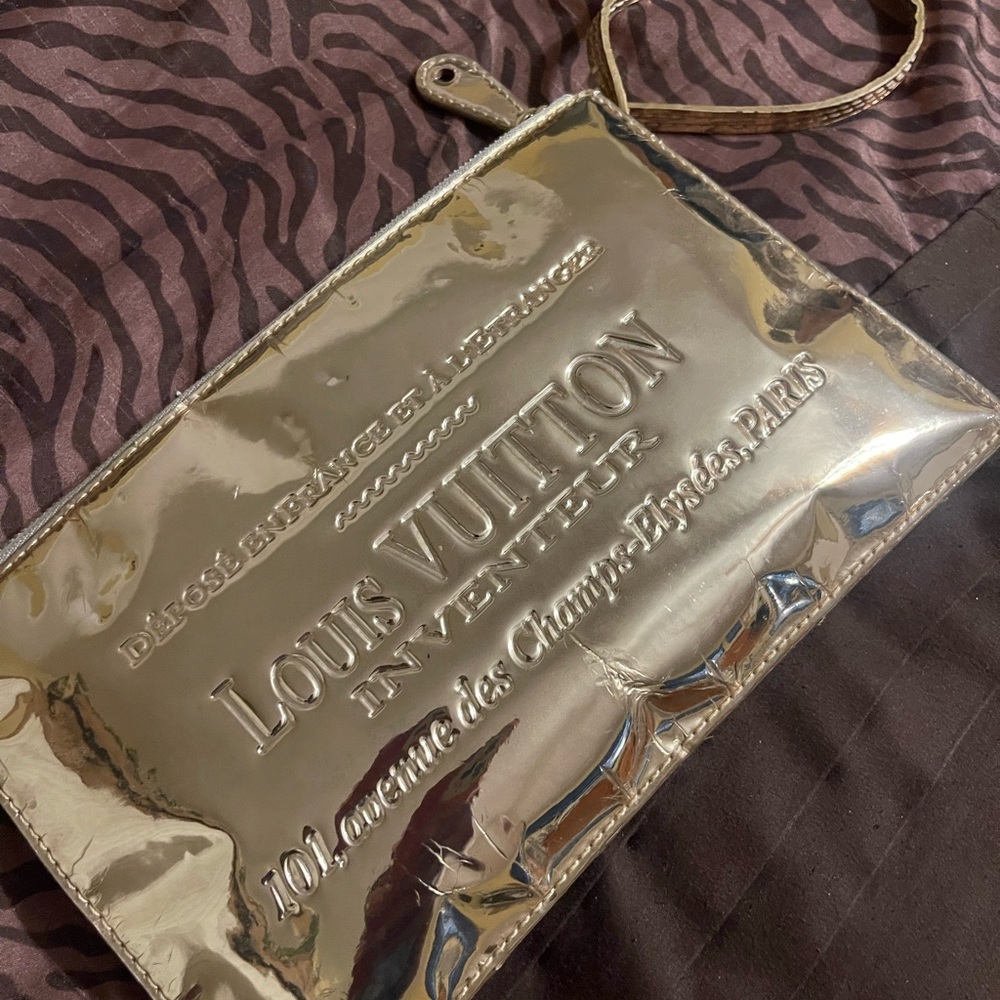 Louis Vuitton Metallic Gold Patent Wristlet Clutch